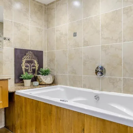 2 Bed In Oc-wa305